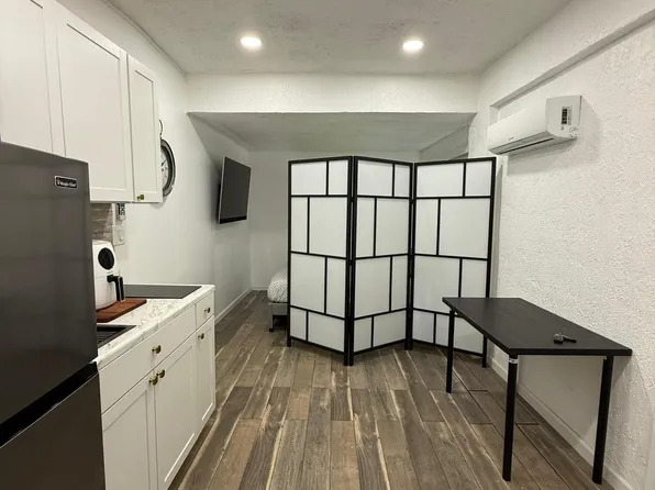 3111 N 66th Ave, Hollywood, FL 33024