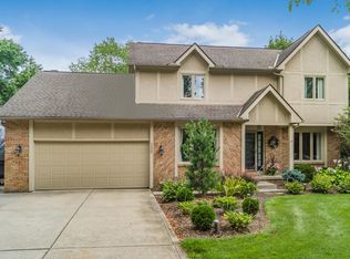 1525 Briarmeadow Dr, Columbus, OH 43235