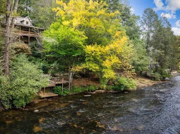 210 White Pine Acres Dr, Blue Ridge, GA 30513