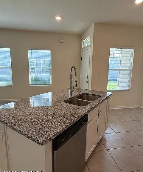 649 Coastline Way — Photo 5