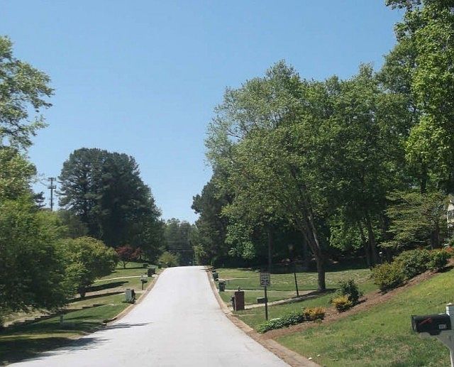 2nd image of 4094 Rivermeade Dr