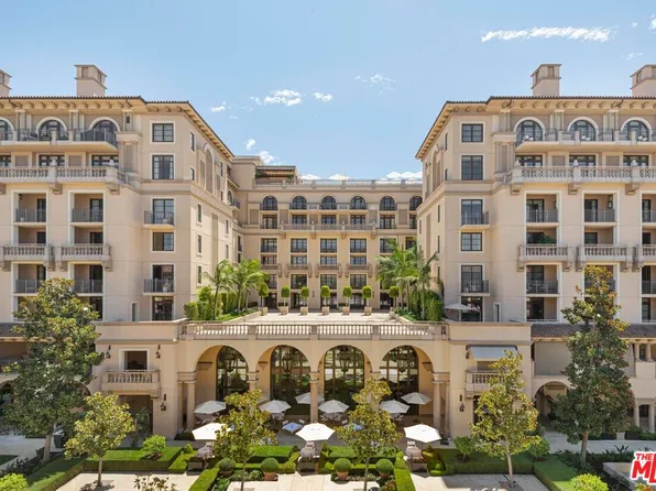 225 N Canon Dr #8E, Beverly Hills, CA 90210