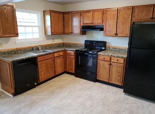 19 Stone Falls Ct, Baltimore, MD 21236