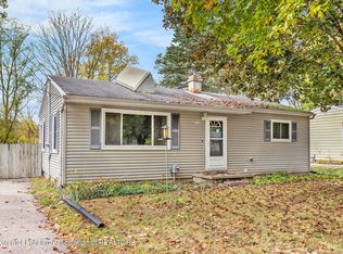 345 N Rogers St, Mason, MI 48854