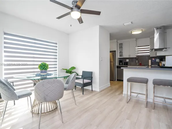 20075 SW 87th Pl, Miami, FL 33189