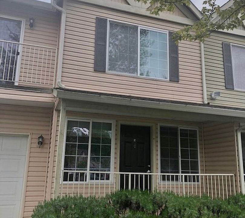 1st image of 5317 NE 68th Ave APT 3
