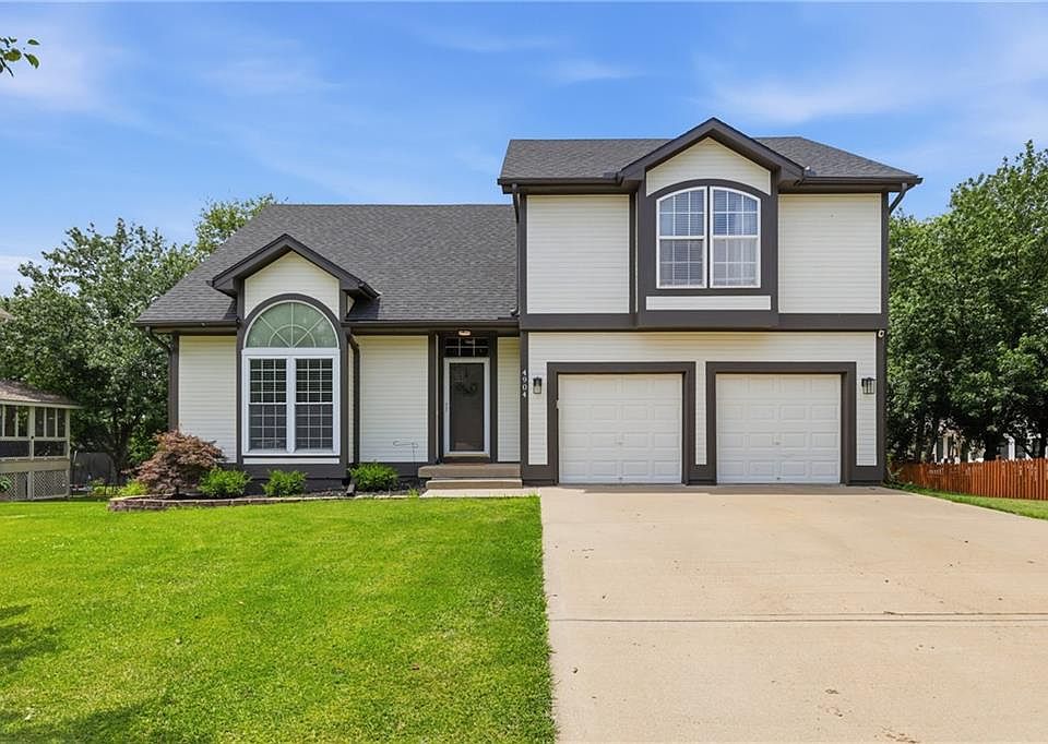 1st image of 4904 Woodsonia Dr