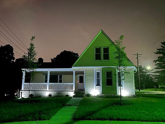 2nd image of 1775 Miami St