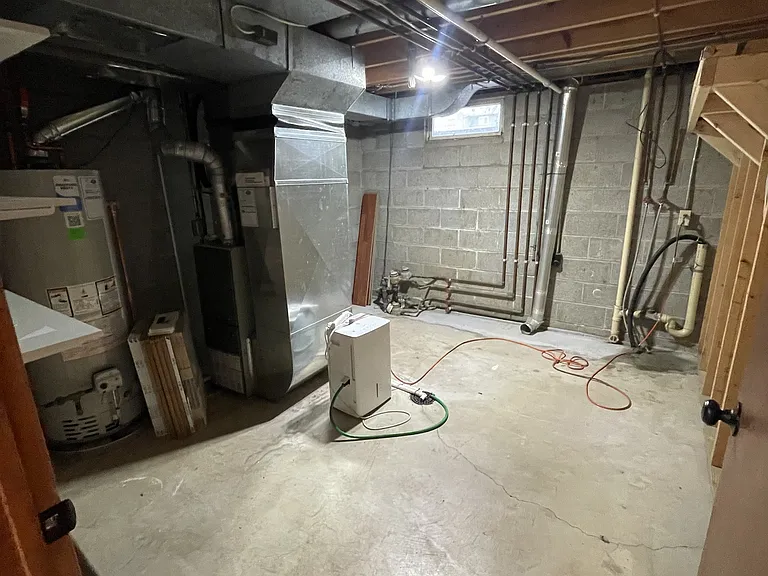 2177 Woodleaf St #2177 — Photo 17