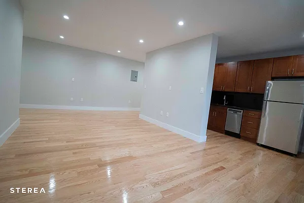 Rented by Sterea Agency | media 29