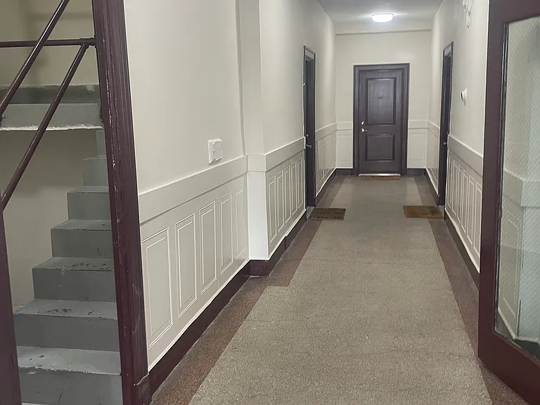 1818 Vernon St NW #201 — Photo 4