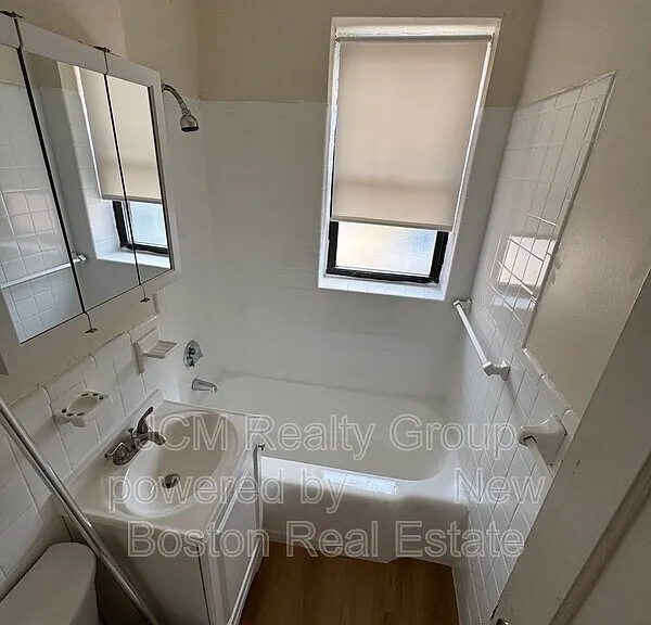 11 Victory Rd — Photo 6