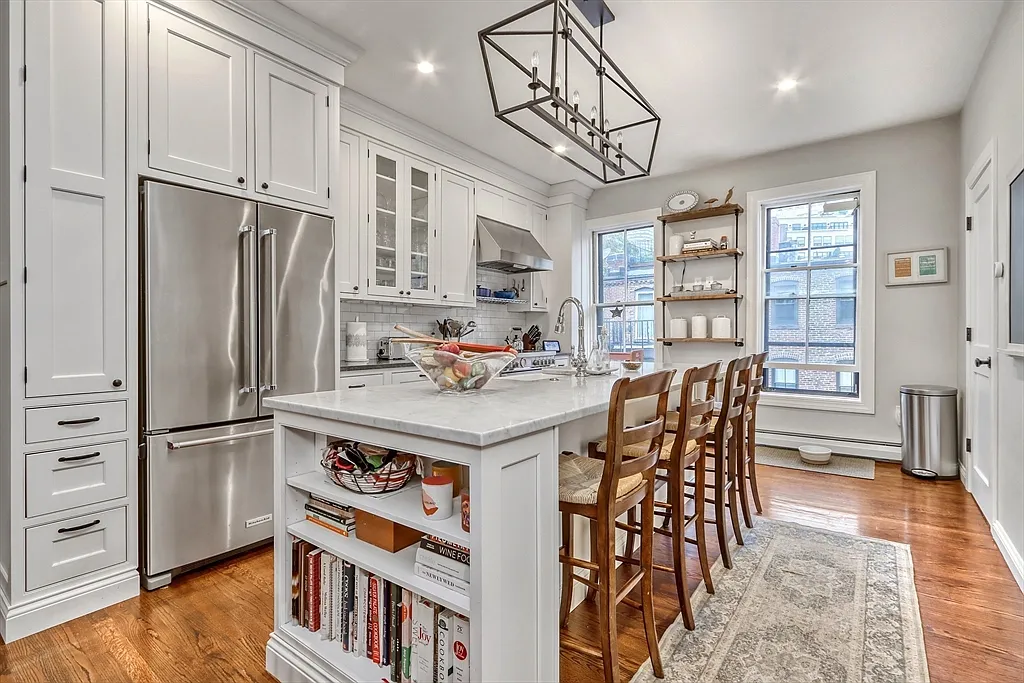 Building Photo - 103 Appleton St #4