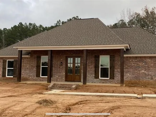 112 Eastin Cir, Natchitoches, LA 71457