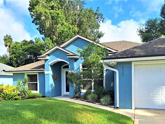 2nd image of 2229 Davis Dr