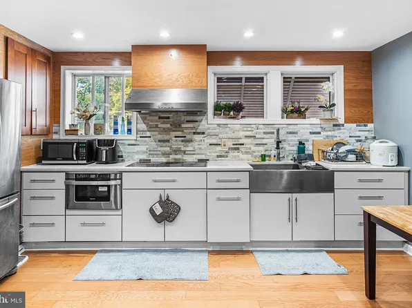 108 Margate Rd, Upper Darby, PA 19082