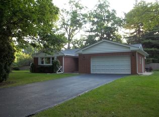 1143 Beverly Pl, Lake Forest, IL 60045