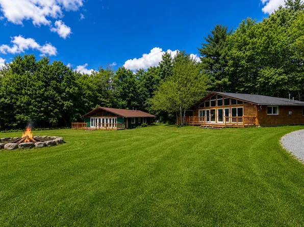 149 Lincoln Green Ln, Newfoundland, PA 18445