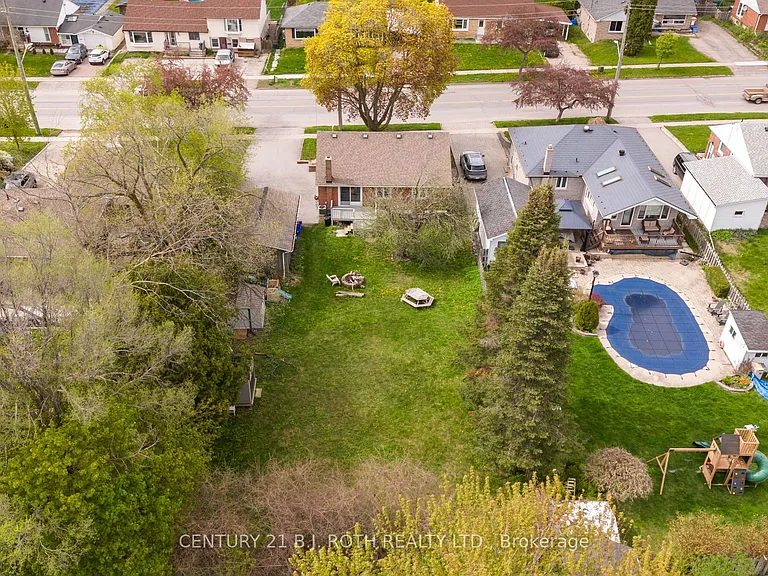 243 Wellington St E #LOWER LEVEL — Photo 20