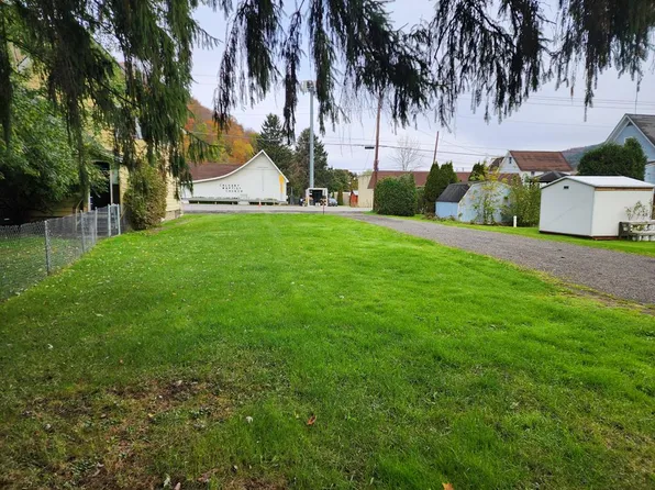 205 W Chestnut St, Coudersport, PA 16915