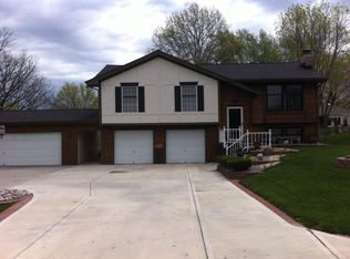 8929 N Main St, Kansas City, MO 64155