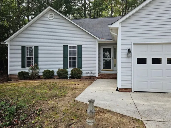 396 Glensprings Dr, Fletcher, NC 28732