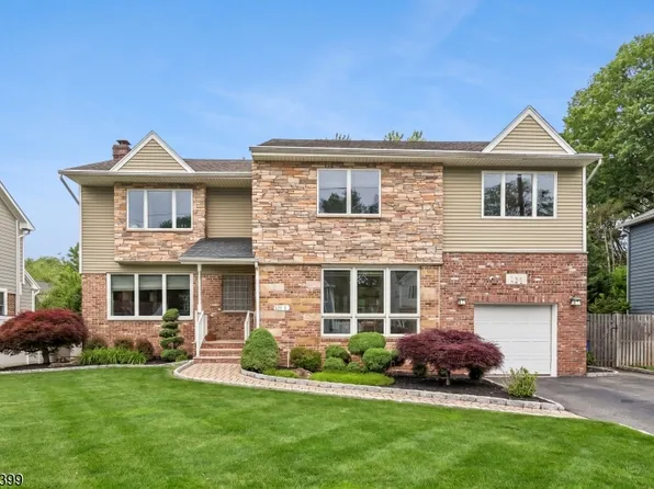 121 N Cottage Pl, Westfield Town, NJ 07090