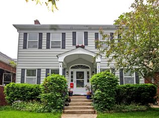 2759 Garrison Ave, Evanston, IL 60201
