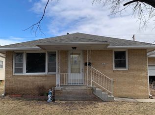 147 S Rose Ln, Columbus, NE 68601