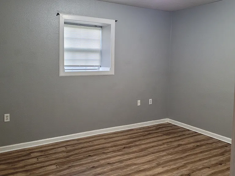 3409 Golden Dr #B — Photo 9
