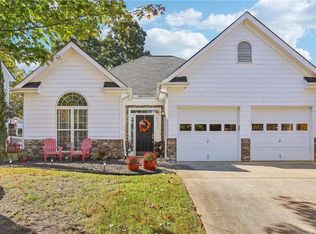 103 Northtowne Dr, Woodstock, GA 30188