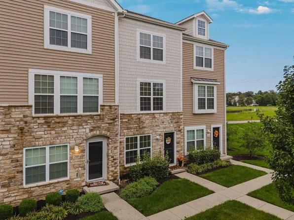 264 Autumn Ridge Cir, Pickerington, OH 43147