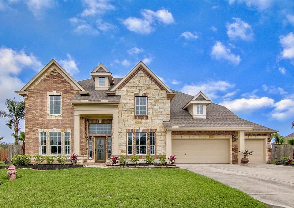 1st image of 2313 Lakeway Dr