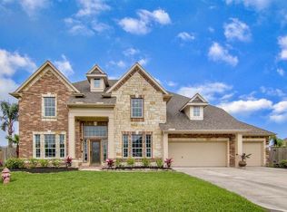 2313 Lakeway Dr, Friendswood, TX 77546