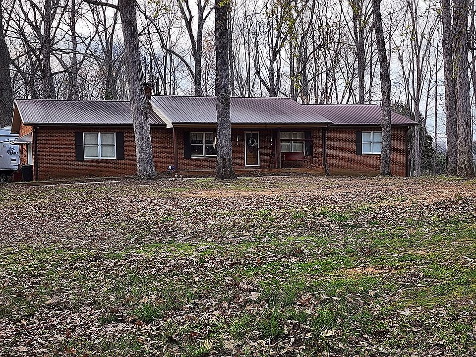 1st image of 1621 Hoover Hill Rd