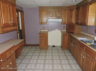 519 Pearl St, Charlotte, MI