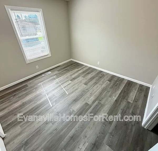 430 S Bosse Ave — Photo 9