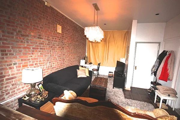 Rented by Landmark Realty & Management | media 22