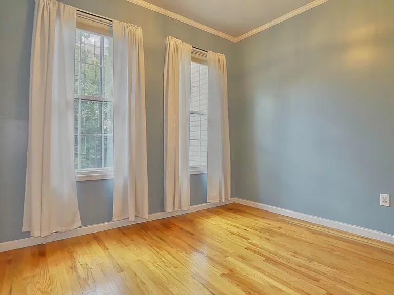 224 Madison St #1B — Photo 13