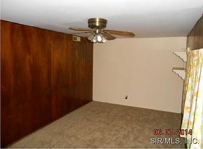 4th image of 506 Saint Robert Dr