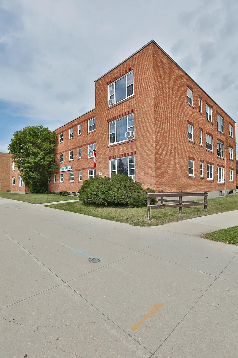 Building Photo - 2187 Portage Ave