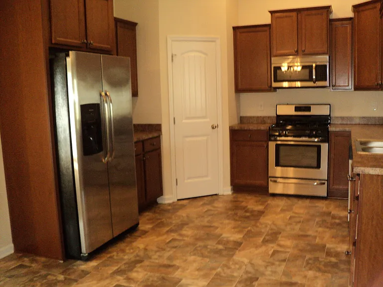 1713 Sunmeadow Dr — Photo 9