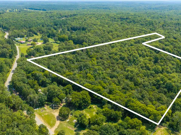 2114 Narrows Rd, Benton, AR 72019
