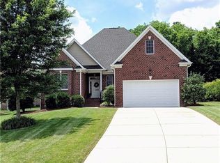 1706 Gentry Ct, High Point, NC 27265