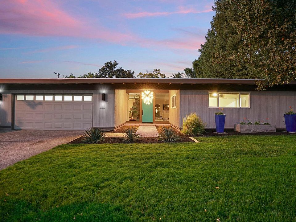 1st image of 7609 Northeast Cir