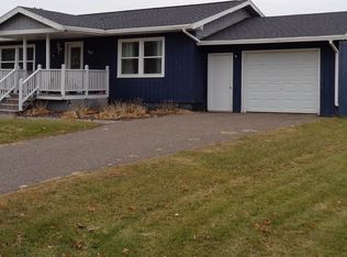 605 W Walnut St, Gilman, WI 54433