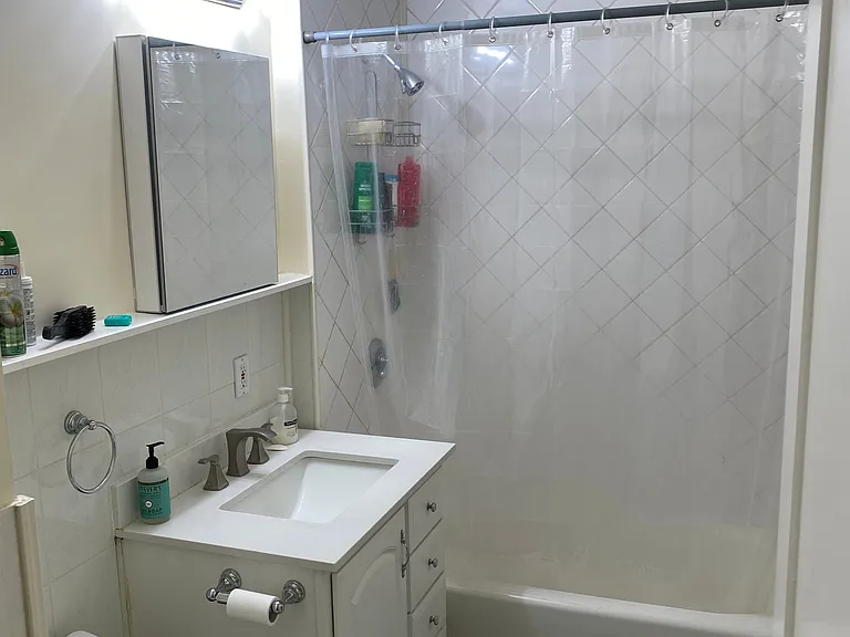 35 Fairmont St #3 — Photo 4