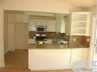 6465 E Bayberry St, Oak Park, CA 91377