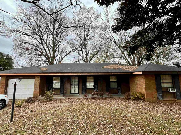4449 Deerland St, Memphis, TN 38109