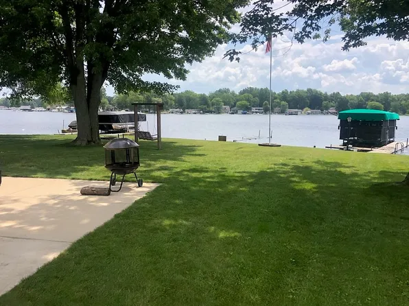 595 Sassafrass Dr, Coldwater, MI 49036